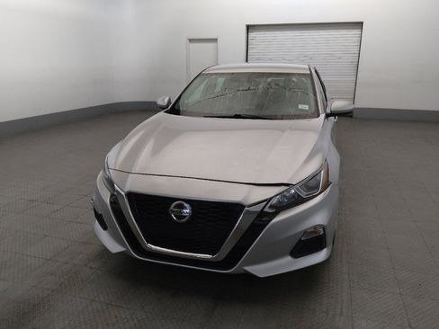Used 2019 Nissan Altima 2.5 S AWD/4WD image 15