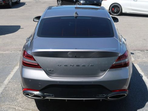 Used 2022 Genesis G70 3.3T RWD image 11