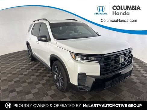Used 2026 Honda Pilot Sport image 1