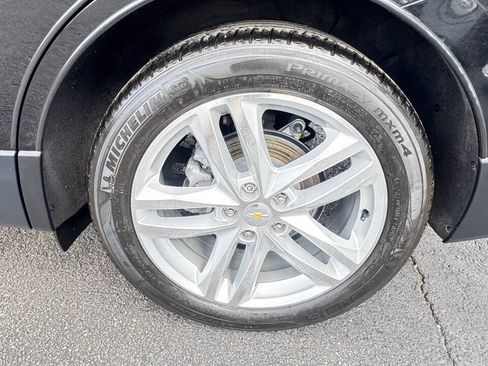 Used 2018 Chevrolet Equinox Premier FWD image 35