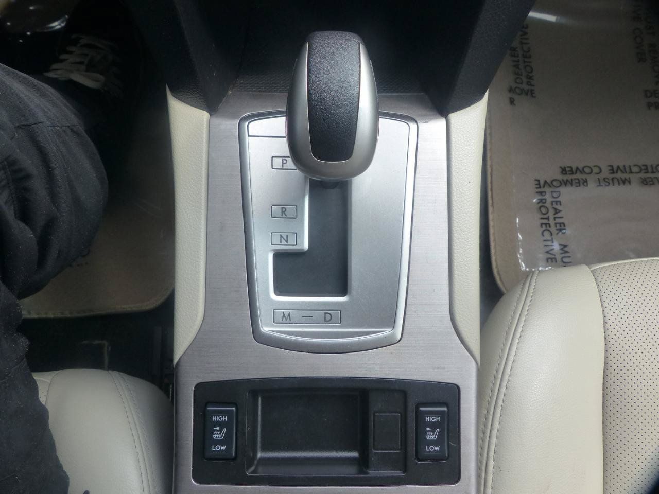 Used 2011 Subaru Outback 2.5i Limited AWD/4WD image 23