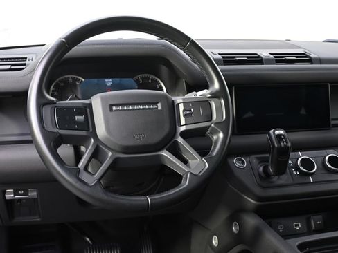 Used 2022 Land Rover Defender 110 X-Dynamic SE AWD/4WD image 12