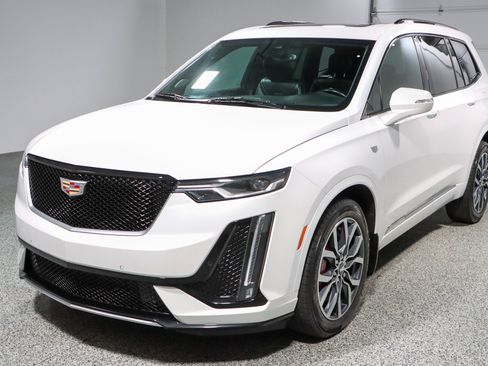 Used 2023 Cadillac XT6 Sport AWD/4WD image 35