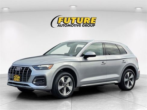 Used 2023 Audi Q5 2.0T Premium w/ Convenience Package image 5