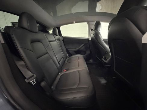 Used 2023 Tesla Model Y Long Range image 16