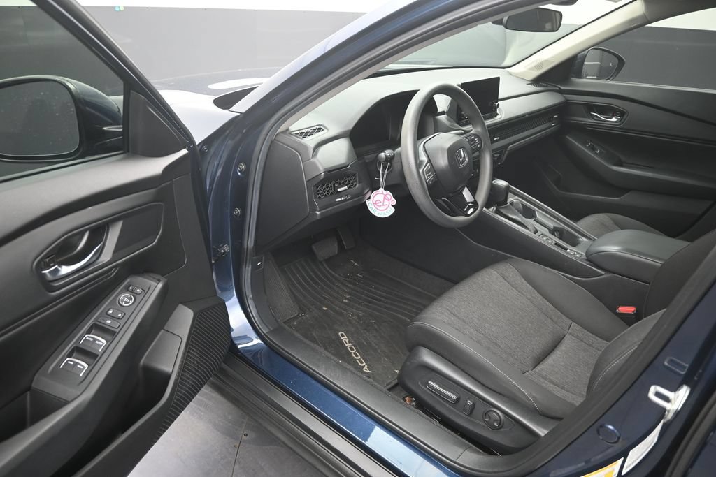 Used 2024 Honda Accord EX image 10