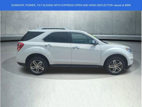 Used 2017 Chevrolet Equinox Premier w/ Enhanced Convenience Package AWD/4WD image 8