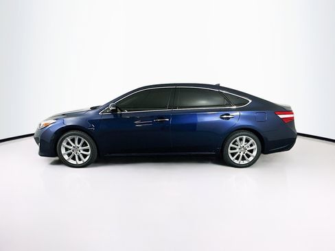 Used 2014 Toyota Avalon Limited FWD image 4