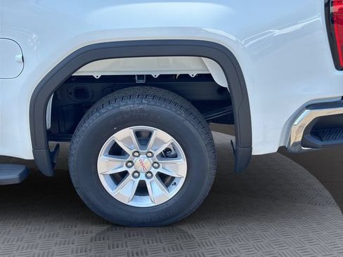 Used 2026 GMC Sierra 1500 SLE RWD image 29