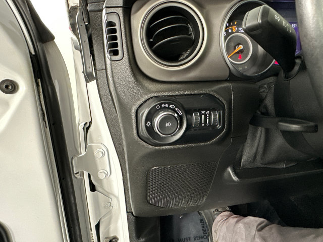 Used 2020 Jeep Wrangler Unlimited Sport S AWD/4WD image 17