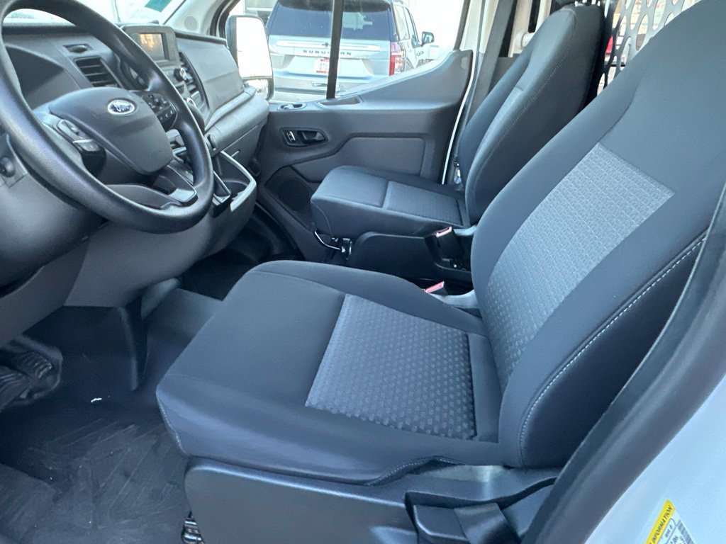 Used 2025 Ford Transit 250 Low Roof w/ Exterior Upgrade Package RWD image 2