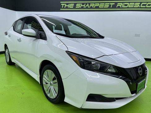 Used 2025 Nissan Leaf S FWD image 2