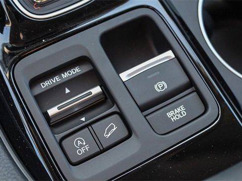 New 2025 Honda Pilot Touring image 38