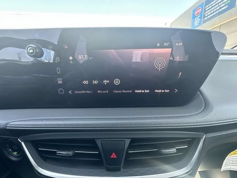 Used 2024 Buick Encore GX Preferred AWD/4WD image 18