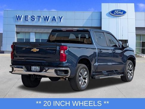 Used 2022 Chevrolet Silverado 1500 LT RWD image 3
