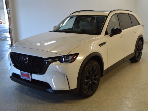 New 2026 MAZDA CX-90 Plug-In Hybrid w/Premium Sport AWD/4WD image 7