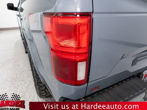 Used 2019 Ford F150 Lariat image 9