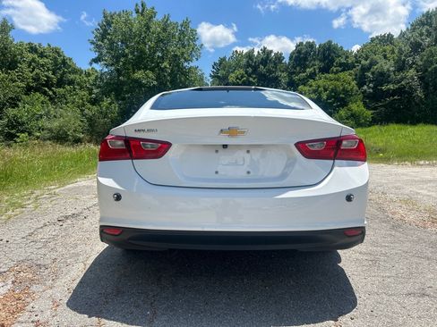 Used 2024 Chevrolet Malibu LS FWD image 23