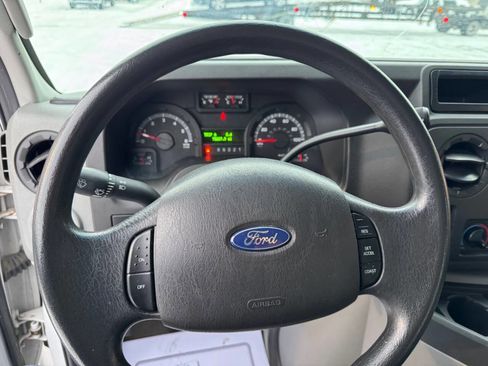 Used 2012 Ford E-150 and Econoline 150 Wagon image 15