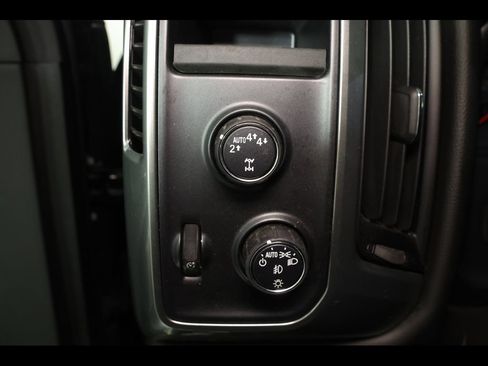 Used 2018 Chevrolet Silverado 1500 LT w/ All Star Edition AWD/4WD image 12