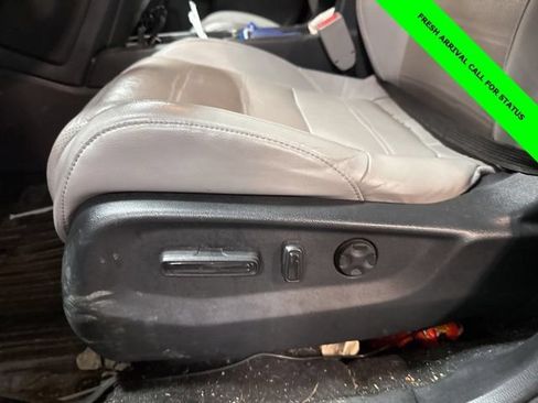 Used 2017 Honda CR-V Touring image 19