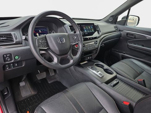 Used 2022 Honda Passport TrailSport image 18