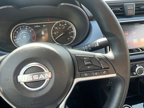 Used 2025 Nissan Versa SV image 15