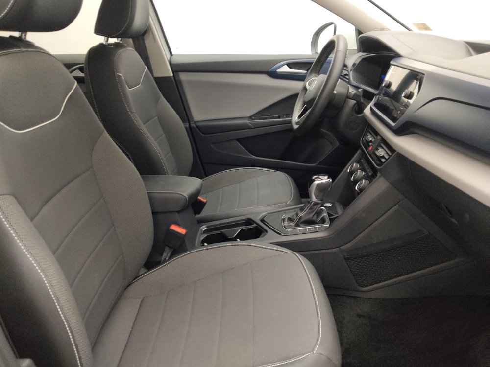 Used 2023 Volkswagen Taos SE FWD image 21