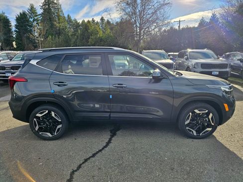 New 2026 Kia Seltos SX image 4
