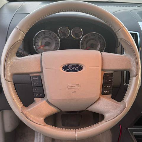 Used 2009 Ford Edge Limited FWD image 12