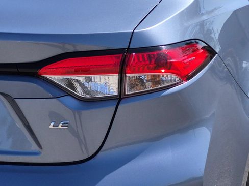 Used 2025 Toyota Corolla LE FWD image 22