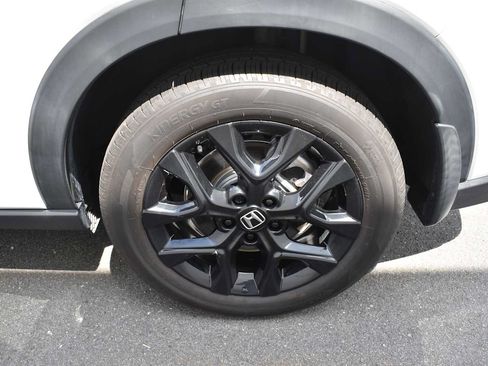 Used 2024 Honda HR-V Sport image 8