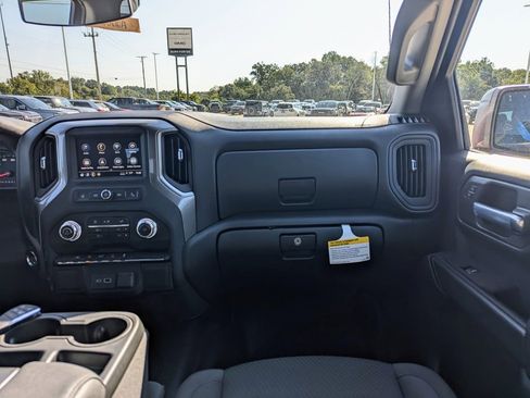 New 2026 GMC Sierra 1500 Pro w/ Graphite Edition image 4