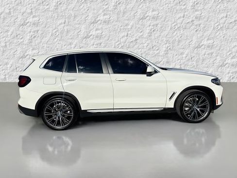 Used 2023 BMW X3 sDrive30i w/ Convenience Package image 2