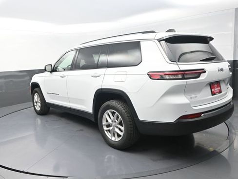 Used 2023 Jeep Grand Cherokee L Laredo RWD image 19
