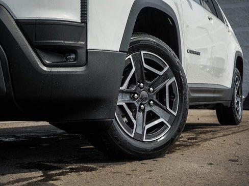 New 2026 Jeep Cherokee Limited AWD/4WD image 6