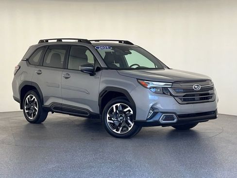 Certified 2025 Subaru Forester Limited w/ Popular Package AWD/4WD image 41