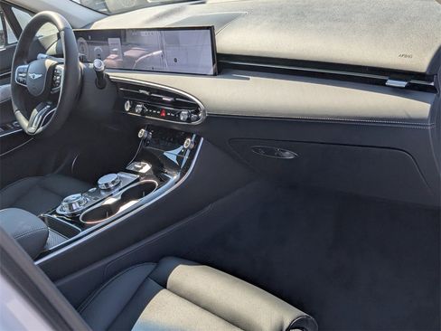 New 2026 Genesis GV70 2.5T image 26