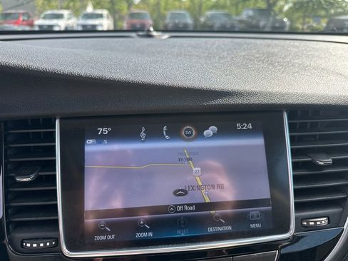 Used 2019 Buick Encore Essence w/ Experience Buick Package FWD image 8