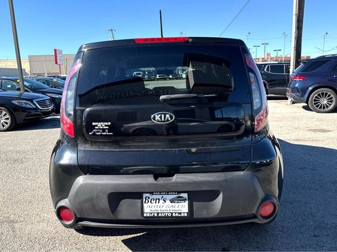 Used 2016 Kia Soul image 7