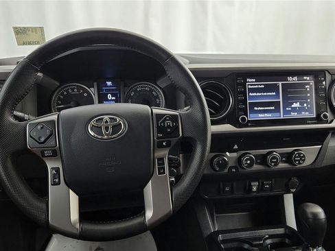 Used 2020 Toyota Tacoma SR5 image 23
