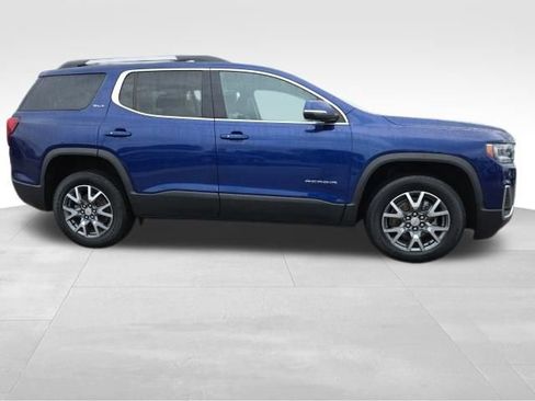 Used 2023 GMC Acadia SLT w/ Preferred Package image 33