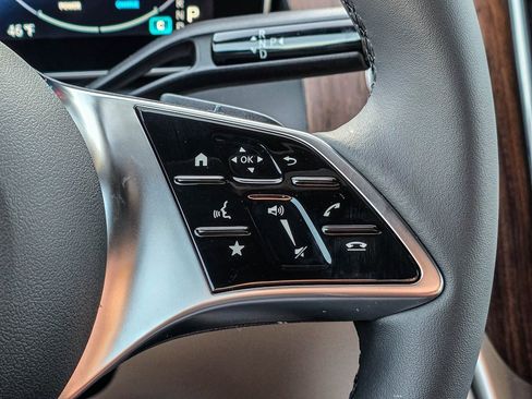 New 2025 Mercedes-Benz GLC 300 4MATIC image 23