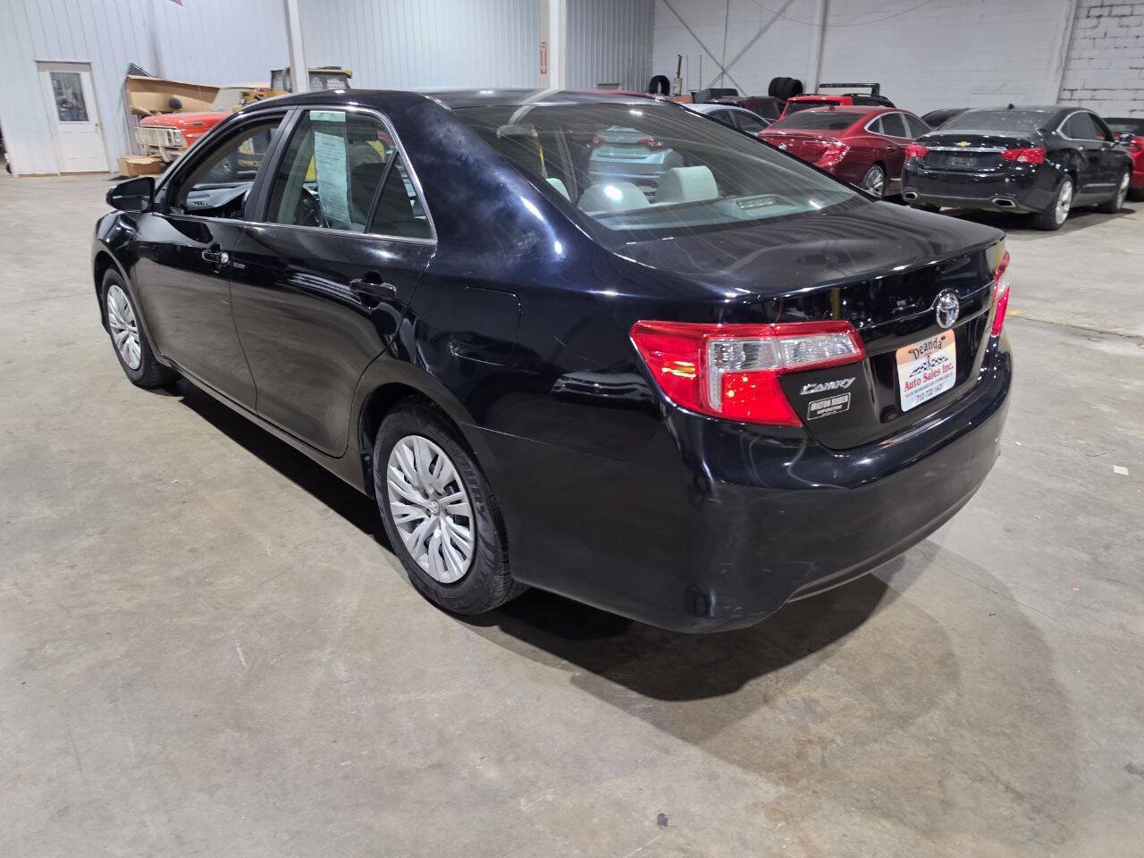 Used 2013 Toyota Camry FWD image 7