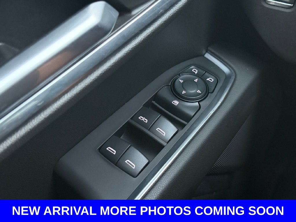 Used 2024 Chevrolet Silverado 1500 LT AWD/4WD image 25