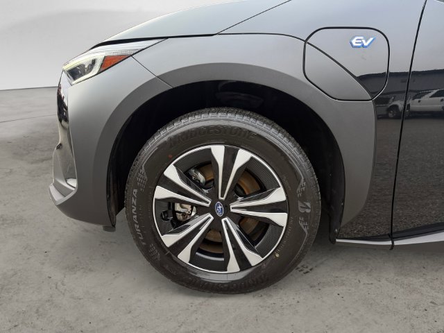 Used 2023 Subaru Solterra AWD image 9