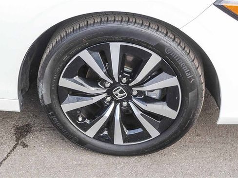 Used 2023 Honda Civic EX-L image 13