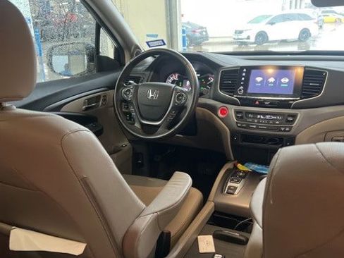 Used 2023 Honda Ridgeline RTL image 10