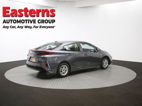 Used 2021 Toyota Prius Prime LE FWD image 40