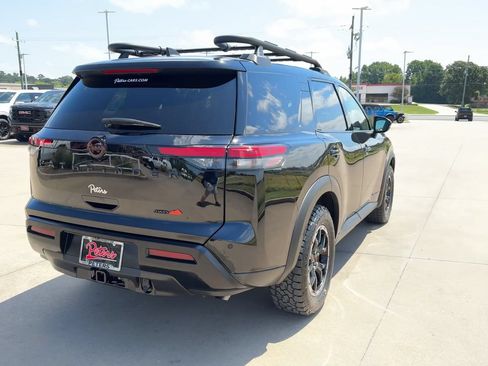 Used 2026 Nissan Pathfinder Rock Creek AWD/4WD image 7